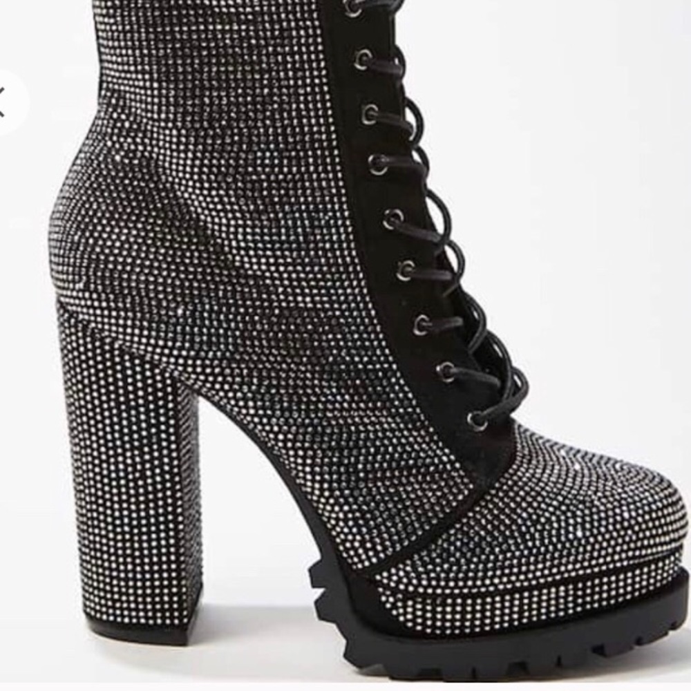 Rhinestone Embellish platform boots! Look @ pic